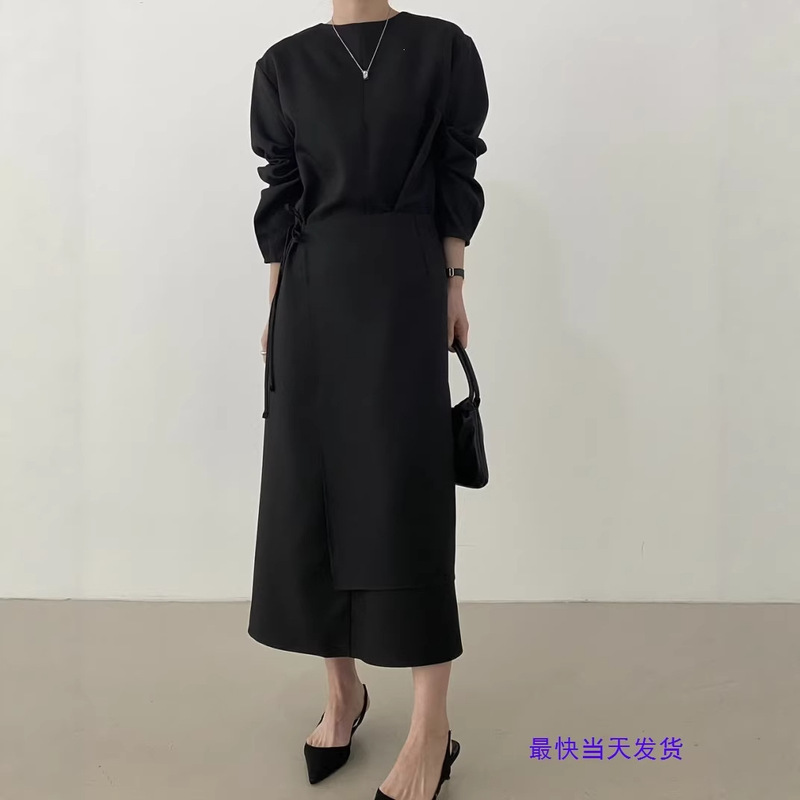 Size Updated, in Stock, Korean Chic, French Minimalist Round-Neck Tie-Front Apron Two-Piece Dress Set Size Updated, in Stock, Korean Chic, French Minimalist Round-Neck Tie-Front Apron Two-Piece Dress Set