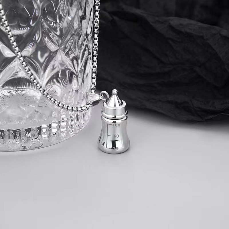 Süße kleine Milchflaschen-Halskette, personalisiertes Hip-Hop-Street-Crowd-Design, Kinderanhänger, trendig für Männer und Frauen_voghion.com