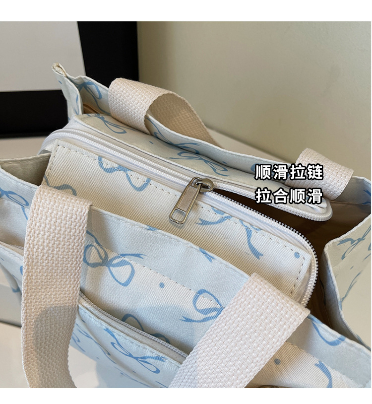 Wholesale fashion bento bag new daily lightweight handbag Korean version high-quality travel and business versatile handbag