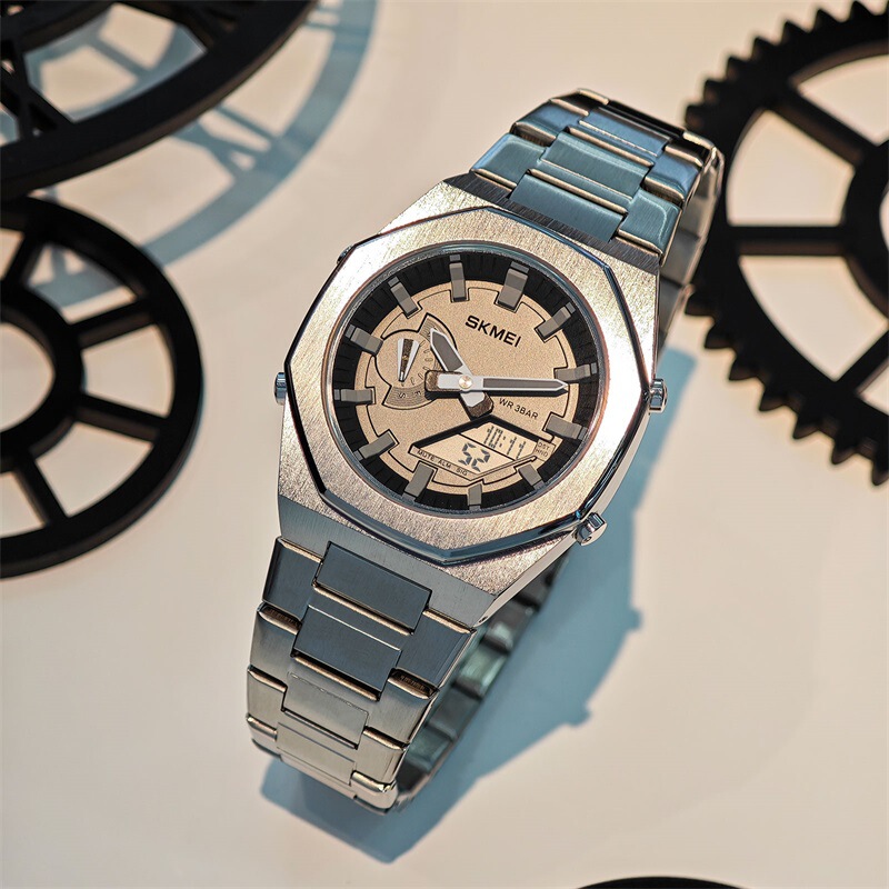 Water resistant quartz watch men sports Water resistant quartz watch men sports