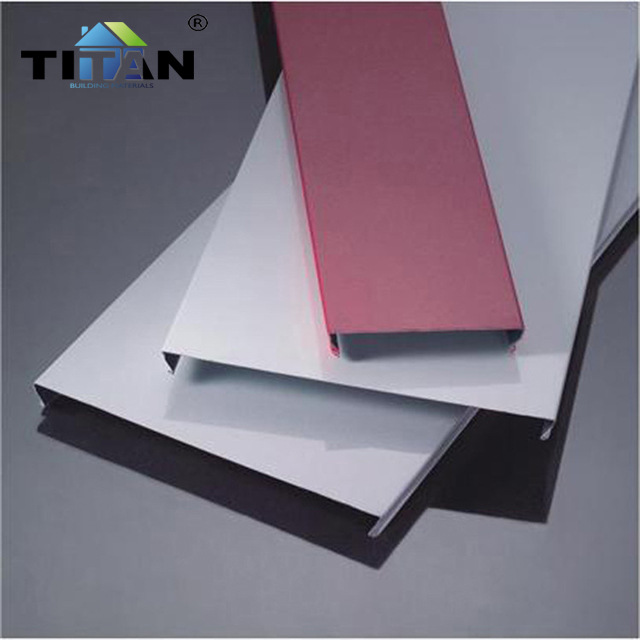 Ingeniería refuerzo de aluminio 600*600 oficina perforación diagonal fábrica de techo de aluminio techo al por mayor