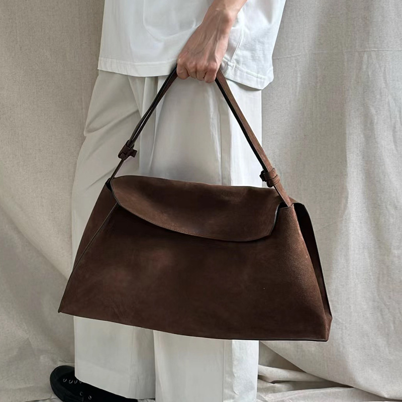 Sac à bandoulière simple en daim givré polyvalent et décontracté de l'influenceur Instagram, nouveau modèle 2024_voghion.com