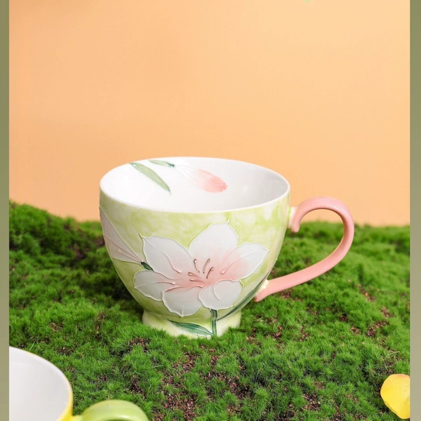 Flowers are red and willows are green (spoon included) 400-500ml