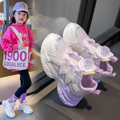 女の子の王女の靴の女の子の運動靴の春秋の新型の小学生の靴はネットの通気性の子供のお父さんの靴を合わせます。