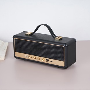 Foreign trade new M30 wireless bluetooth speaker portable portable outdoor retro stereo home desktop subwoofer