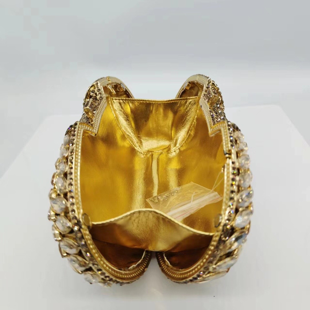 Nuevo paquete de diamantes para la cena, caja metálica dura, bolso de diamantes, bolso de fiesta europeo y americano, bolso de mujer