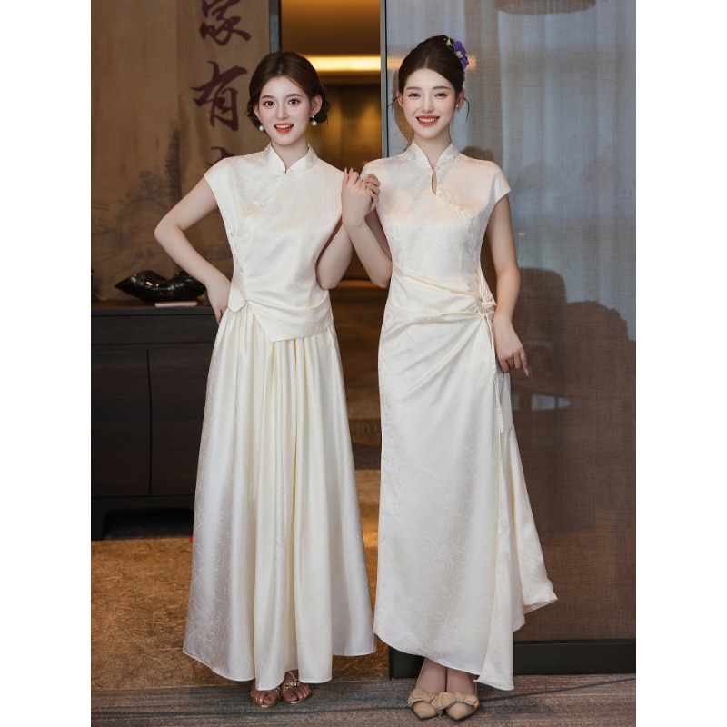 New Chinese-style bridesmaid dresses, 2026 new collection, two-piece cheongsam set for engagement, wedding, and everyday wear, perfect for a traditional Chinese-style bridal party