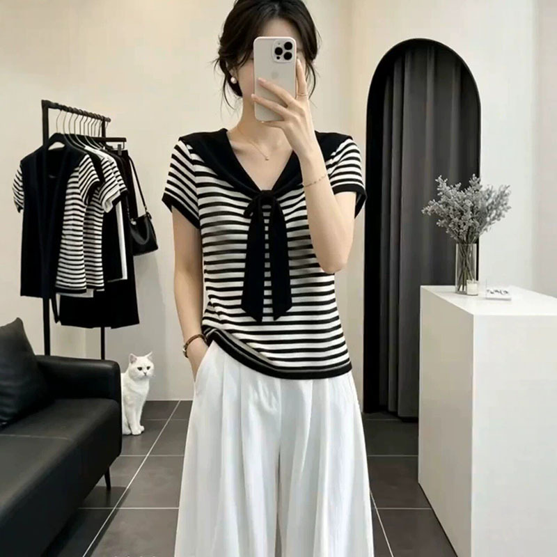 French-Style Trendy Striped V-Neck Shawl Short-Sleeve T-Shirt for Women, Summer 2026 Women's Fashion, Tie-Up Mature Style Slim-Fit Top