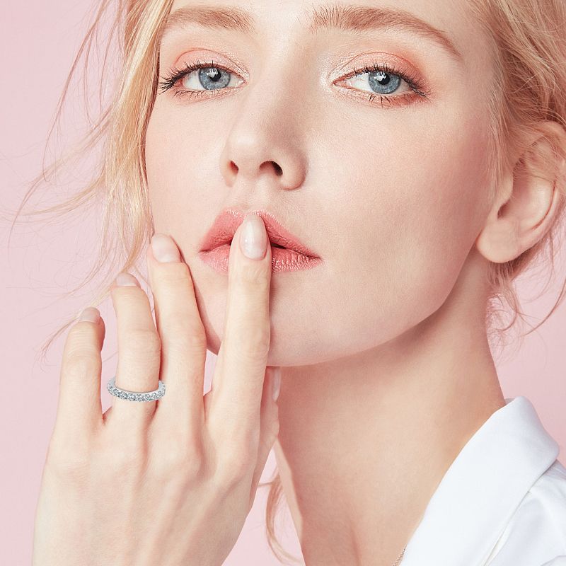 Comercio exterior al por mayor de alta calidad anillo de fila de diamantes s925 plata esterlina chapado 18K oro completo anillo de diamantes hembra transfronteriza al por mayor