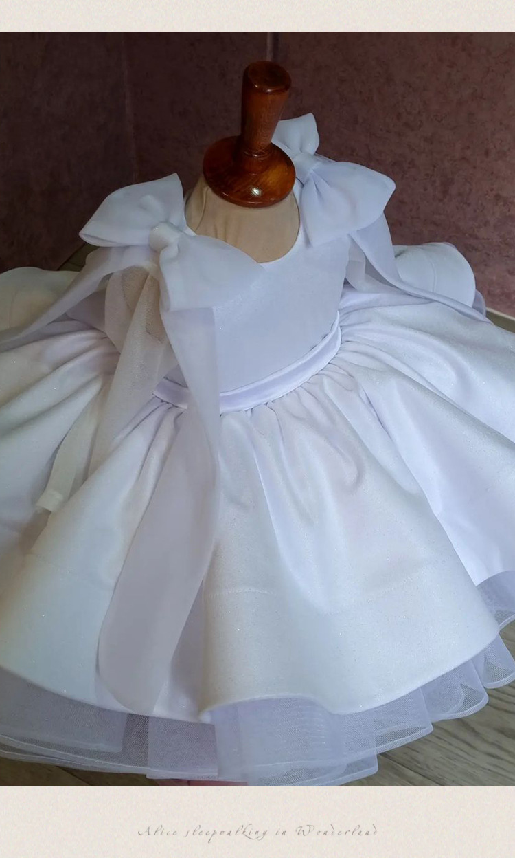 Vestido de cetim branco para menina com laço e tutu princesa_voghion.com