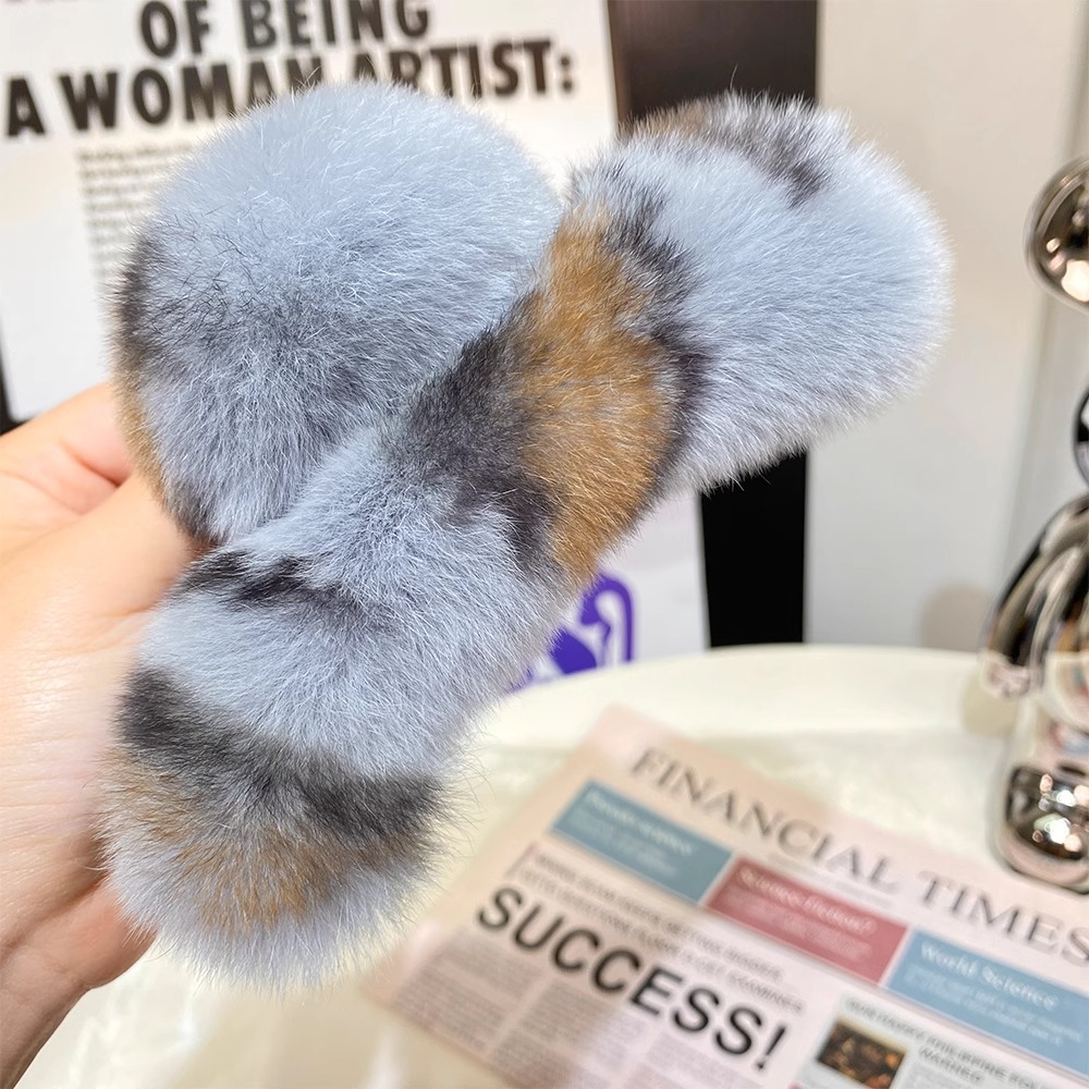 Light blue leopard print large -13cm