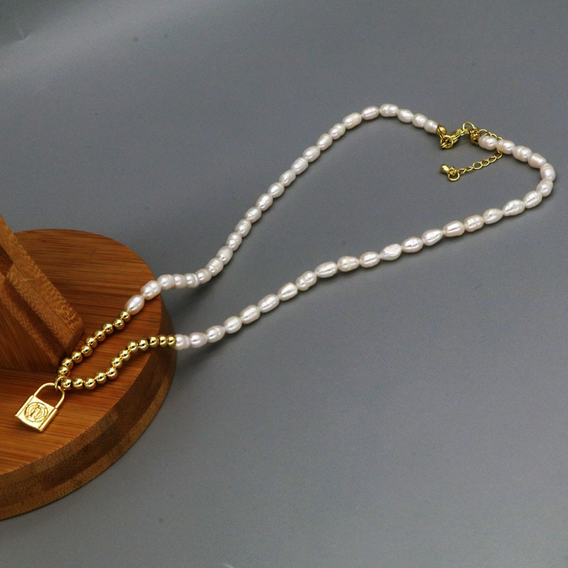 24g Weight Copper Pendant Material Pendant Necklace Classification Freshwater Pearl Chain Material 1 Piece Quantity Daily Occasion Freshwater Pearl, Copper Material Devil's Eye, Heart Shape, Lock Pattern Women's Gender Beaded Design Elegant, Religion Style Freshwater Pearl Copper Beaded Devil's Eye Heart Shape Lock Pendant Necklace 3