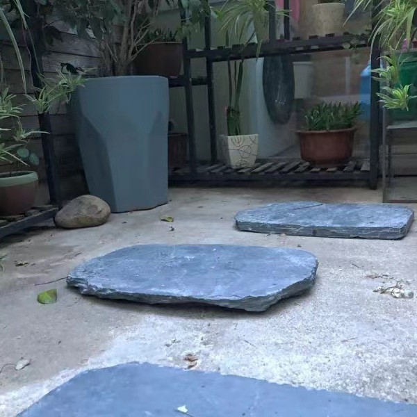 Нерегулярный размер 40*80, толщина 3-4 см, без бесплатной доставки.