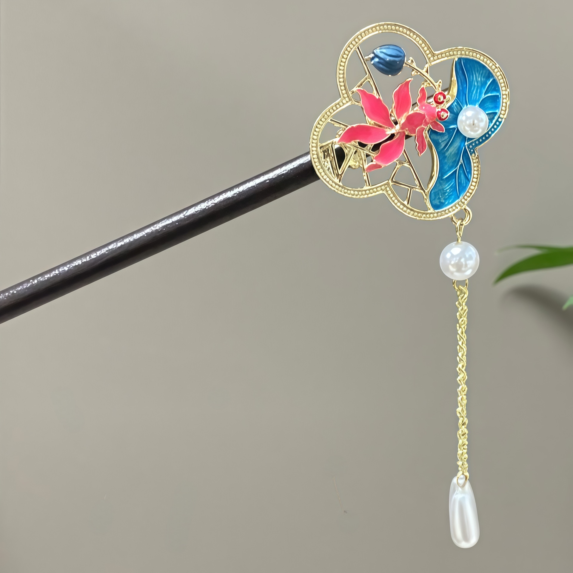 Hairpin 2596