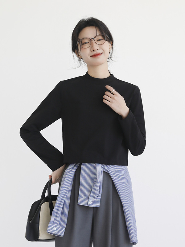 女性用ショートハーフタートルネックTシャツ、長袖、右肩綿アウター、ミッドカラー、ルーズカジュアルへそ出しハイウエストトップ、ボトリングシャツ|undefined