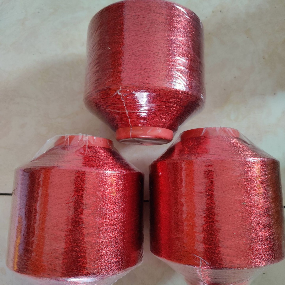 亮紫黑双色线橙色箔片包涤纶线芯绣花亮线玫瑰金箔纸包芯缝制