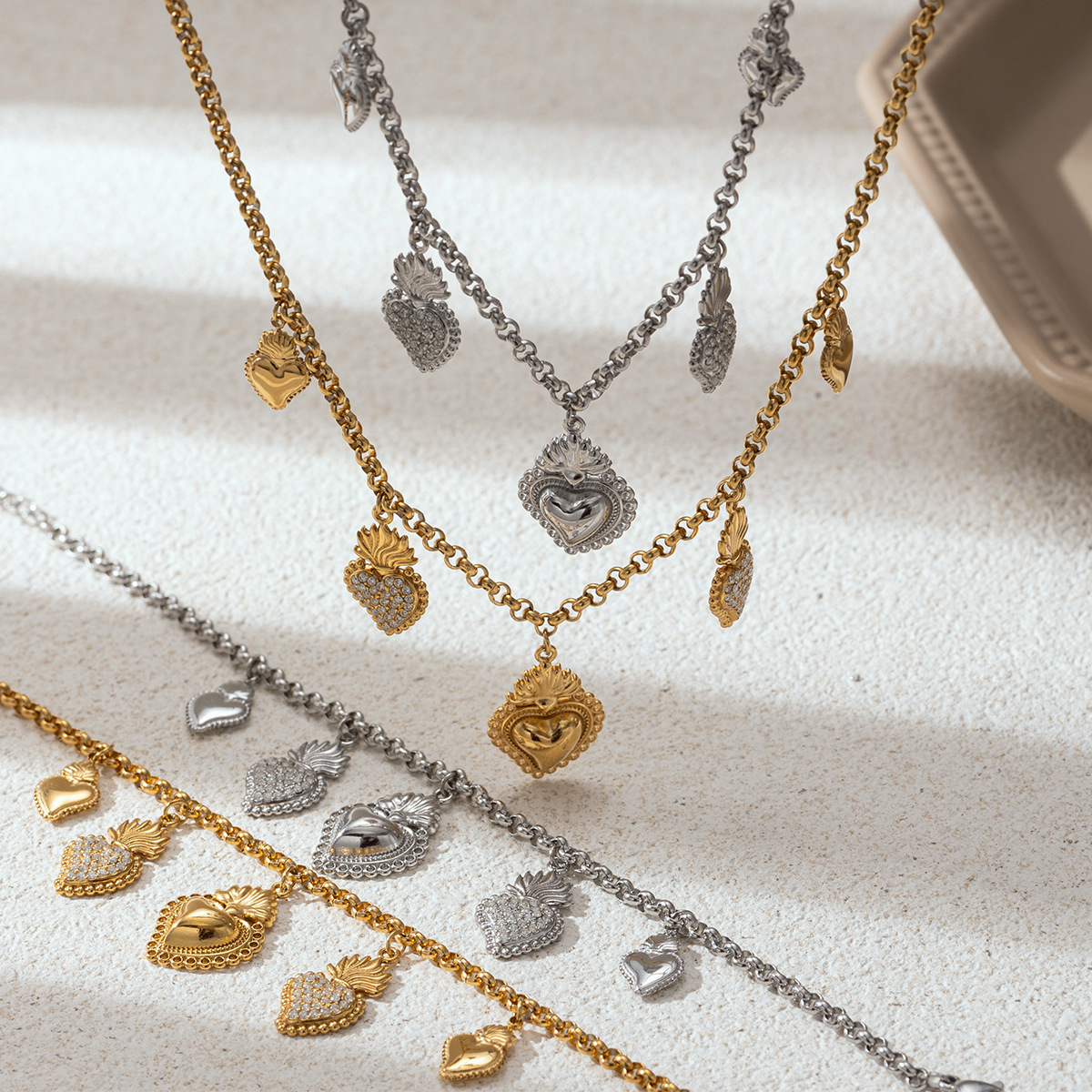 Tiana Europa y los Estados Unidos transfronterizos collar de amor de acero inoxidable nicho universal colgante de diamante de corazón de melocotón no se desvanece joyas