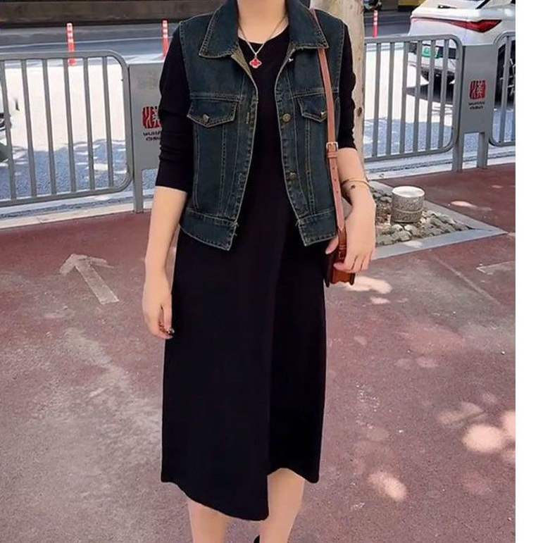 2025 Fashion Nostalgic Denim Vest Women's Spring and Summer New Loose Style Age-Reducing Mom's Vest Jacket