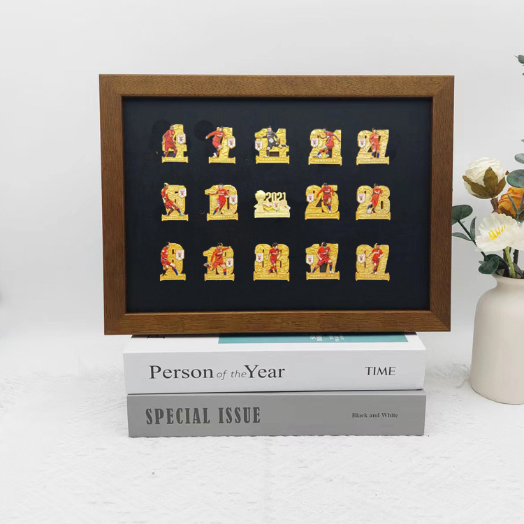 Wooden Photo Frame Solid Wood Badge Medal Photo Frame Medal Storage Box Crafts Collection Picture Frame Tabletop Wall Hanging