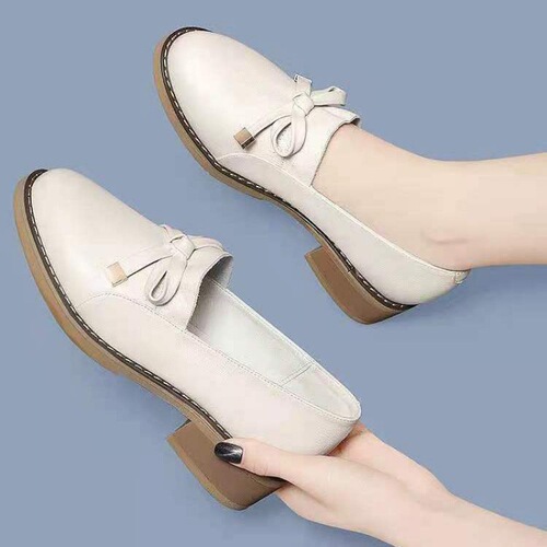 Autumn shoes women's single shoes soft sole Korean style women's leather shoes spring  new white thin style British medium heel round toe