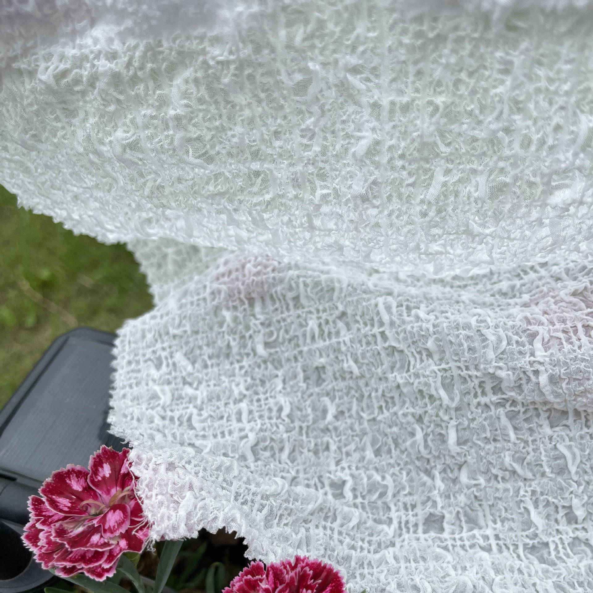 2024 nuevo producto crepe de burbujas elástico 16 Mmi 140 puerta tela jacquard de seda de morera tela de primavera y verano
