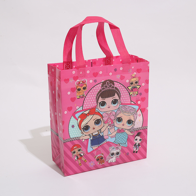 外贸工厂新款卡通无纺布手提袋惊喜娃娃礼品袋礼物包装袋现货批发