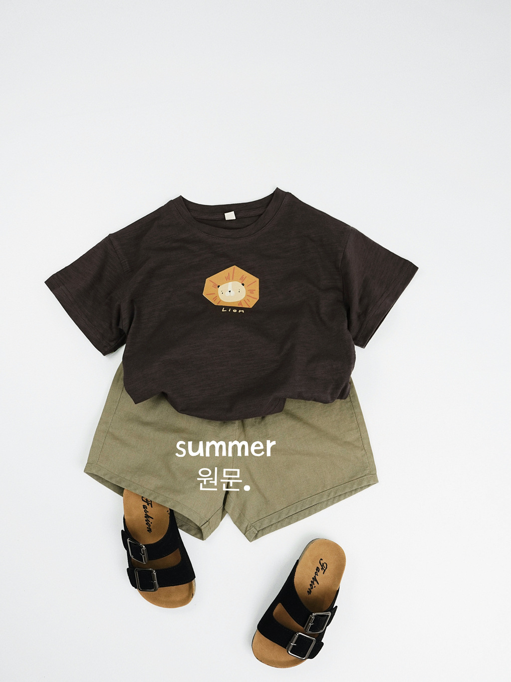 子供半袖2025新型男女児童漫画プリントジャケット赤ちゃん洋気半袖tシャツ夏服a類