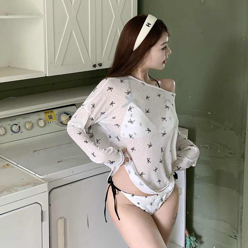 Off-white bikini three-piece set + black bow blouse