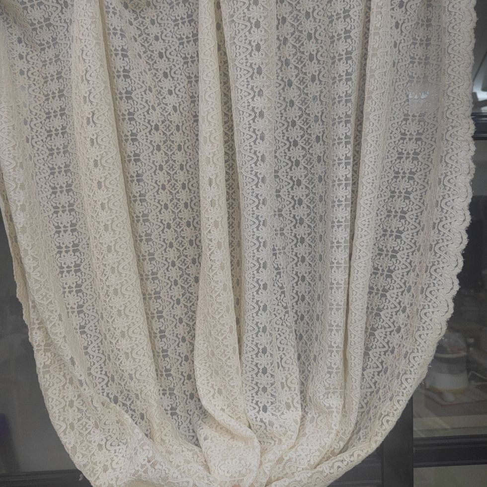 清仓包邮白色蕾丝布料舞台婚礼纱幔台窗帘甜品桌布网纱婚庆道具