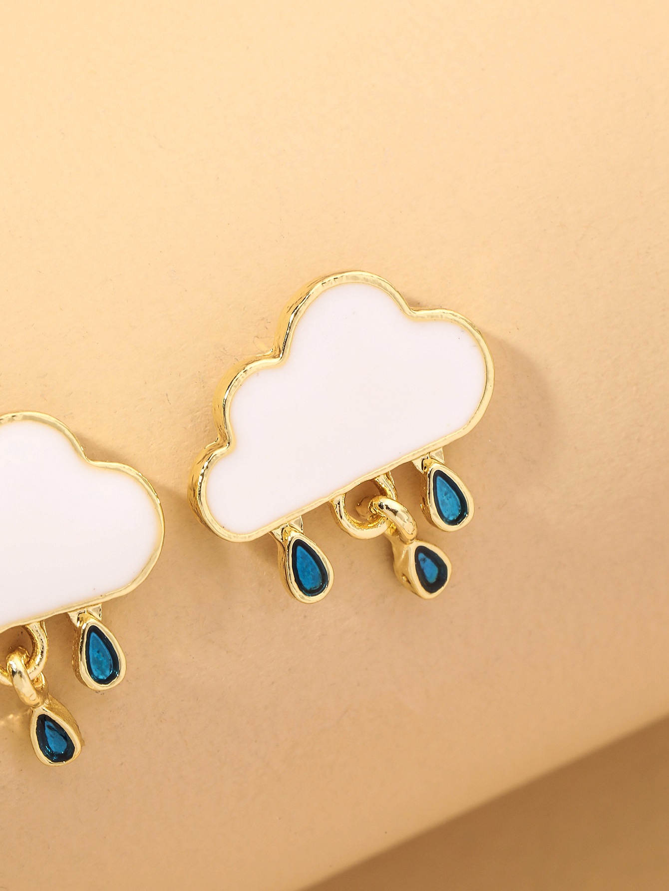 Fashion Cloud Raindrop Earrings display picture 5