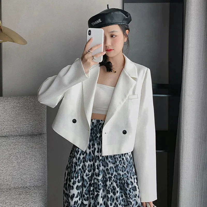 Осенний дизайн короткого классического костюма-жакета для отдыха, slim fit, тренд сезона, высокая талия