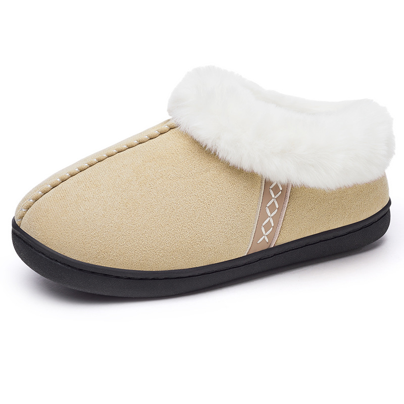 Nuevas botas de algodón, calzado femenino transfronterizo, botas de nieve con forro polar y suela gruesa, botines cortos de moda, botas cálidas de poliuretano y algodón al por mayor.