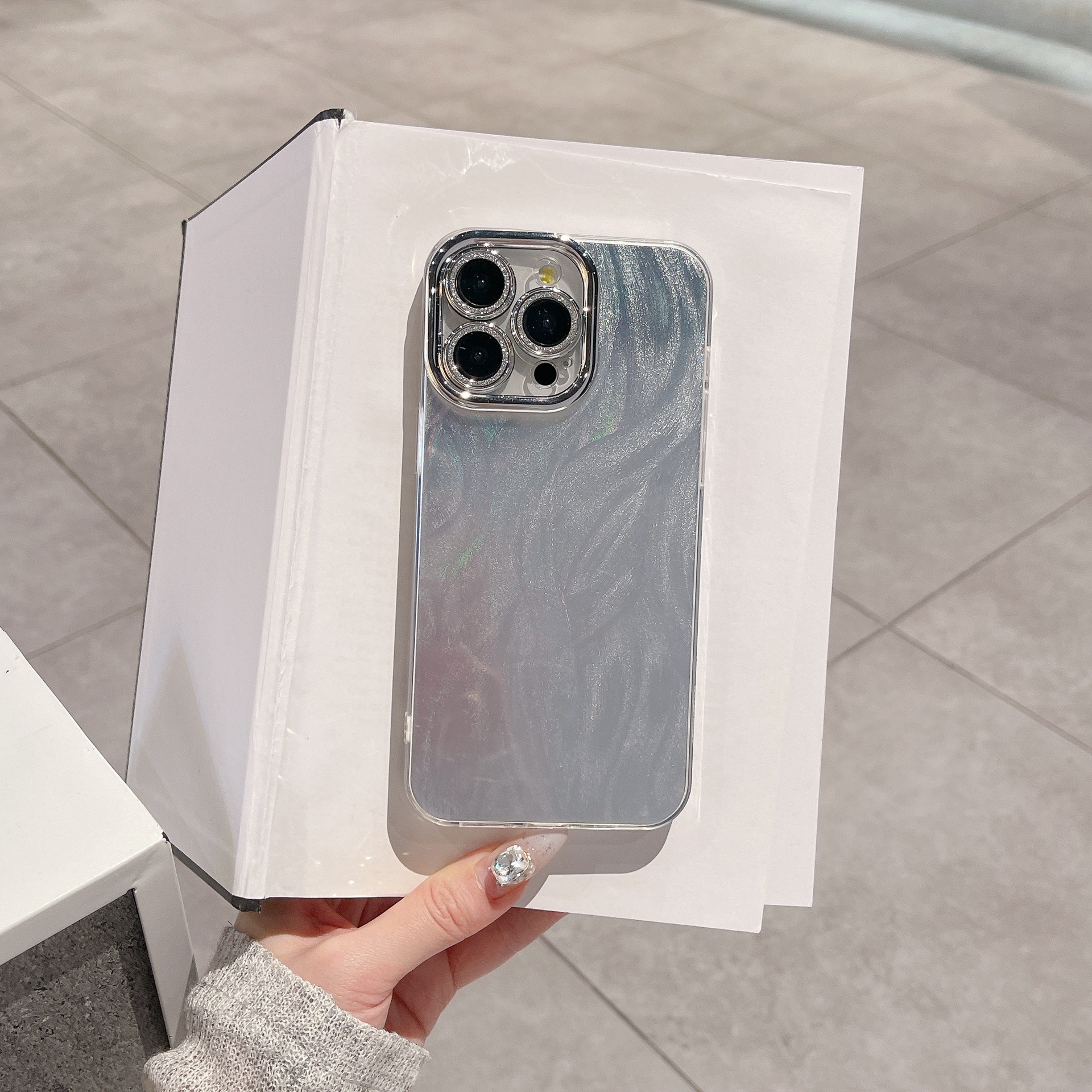 E8B583C4-84C4-49B2-AC26-F199C3