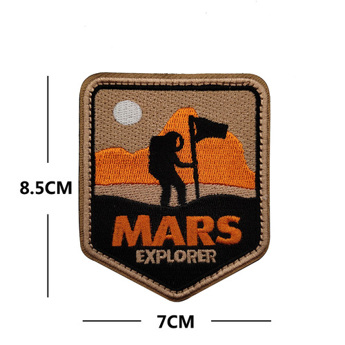 Tai Feng Outdoor Camping Camping Compass Wild Wolf Embroidered Cloth Patch Velcro Armband Morale Badge