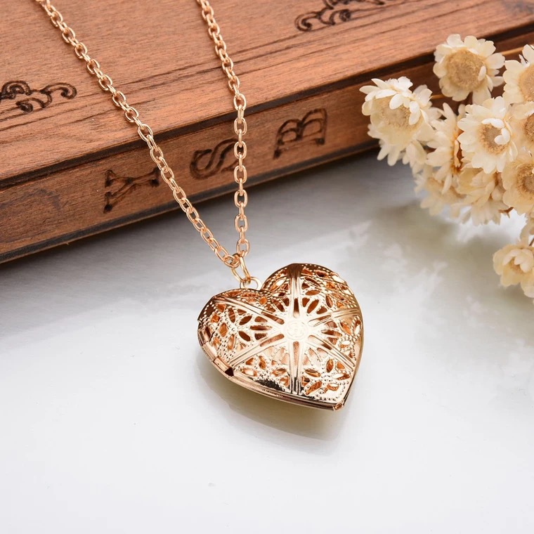 cable chain Chain Type Simple Style Heart Shape Alloy Plating Women's Pendant Necklace