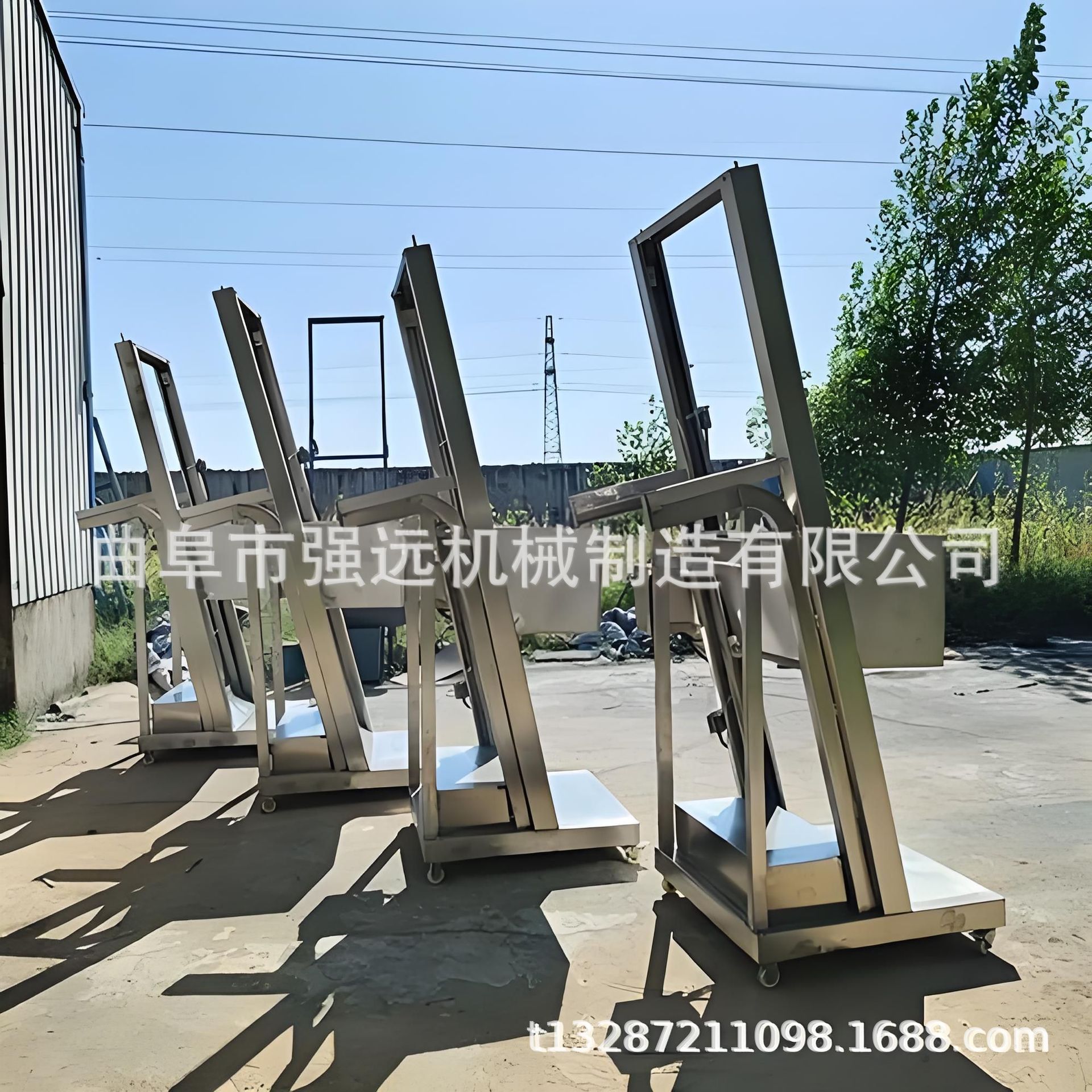 热销自动卸料单斗提升机  特价颗粒饲料上料机  促销翻斗式提料机