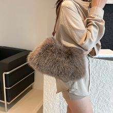 2025新款仿兔毛毛包女时尚百搭腋下包休闲手提单肩包小香风毛绒包