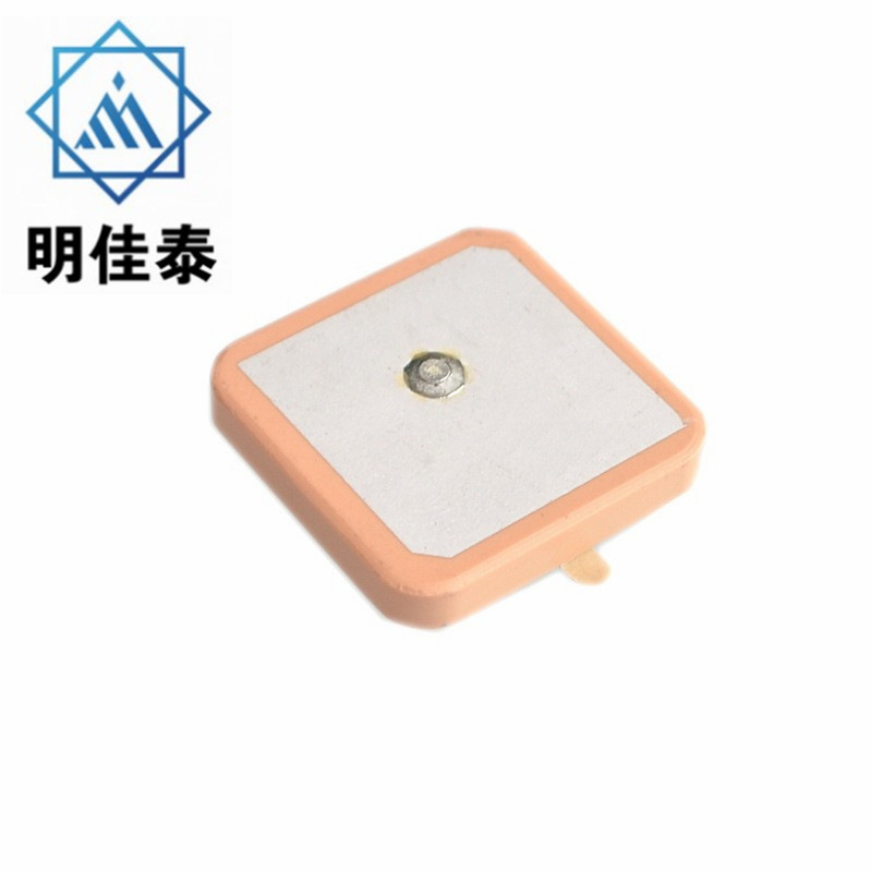 GPS陶瓷片天线25*25*4mm/1575RA/无源天线/1575.42MHZ 中间焊针