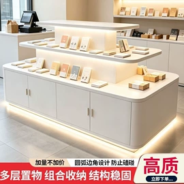 餐桌;电脑桌;餐椅