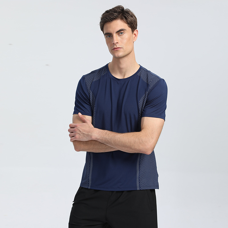 Cool Ice Silk Aire acondicionado ropa transpirable de manga corta Camiseta de los hombres de secado rápido estiramiento más tamaño verano nueva camiseta media manga moda