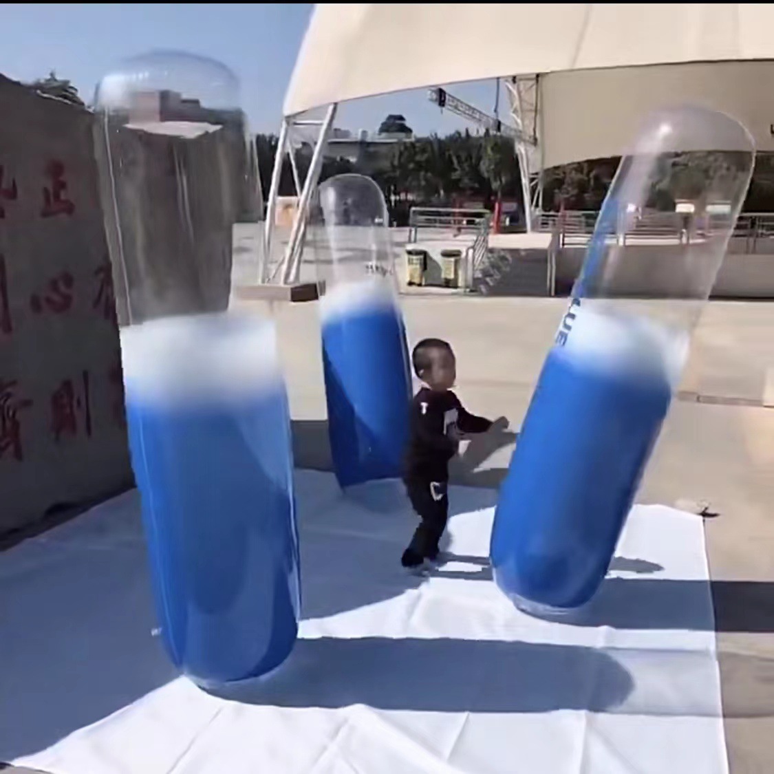 PVC充气不倒翁打击柱 室内外儿童互动充气游戏柱 充气广告显示牌