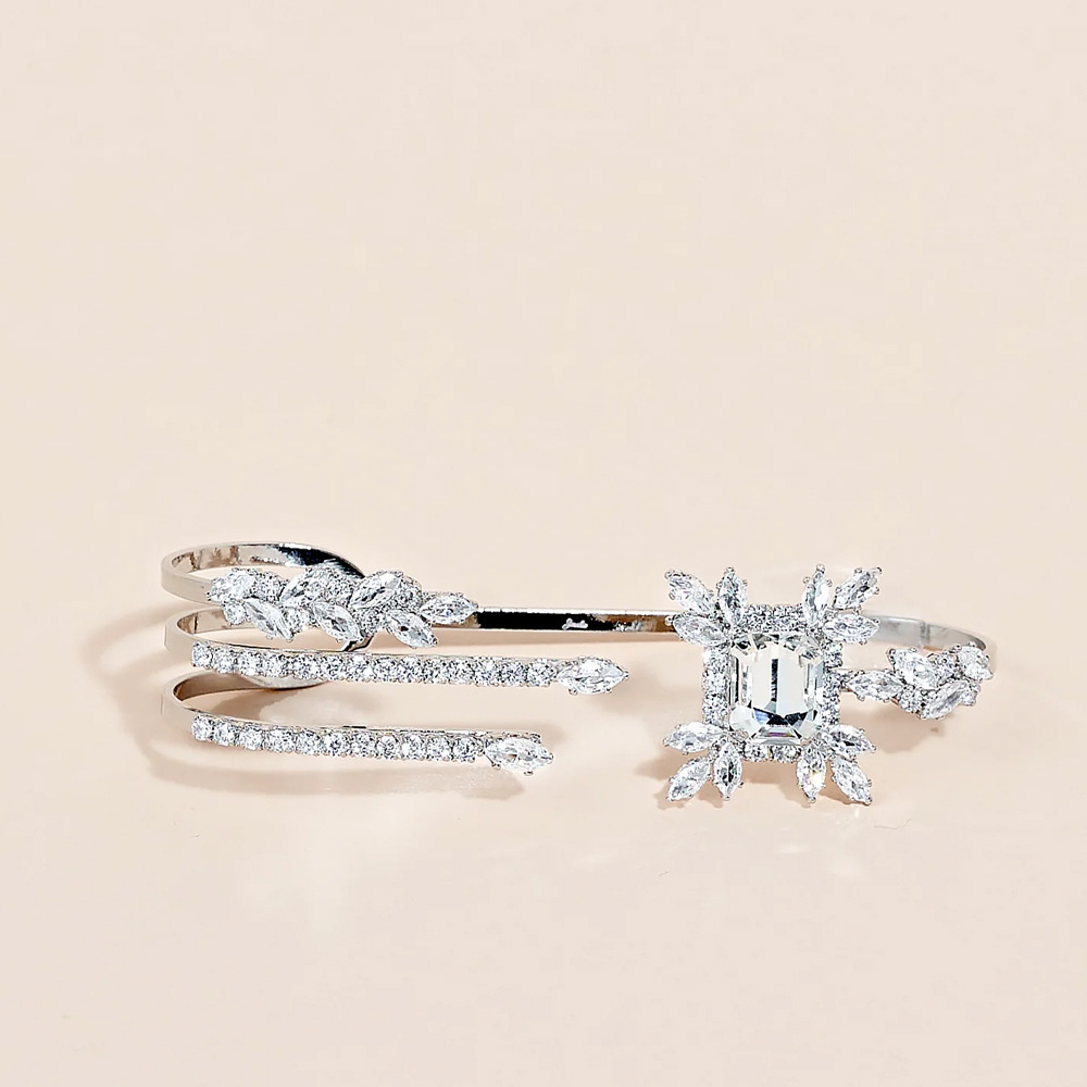 2023 nueva pulsera de circón moda europea y americana nupcial boda luz de lujo pulsera abierta pulsera