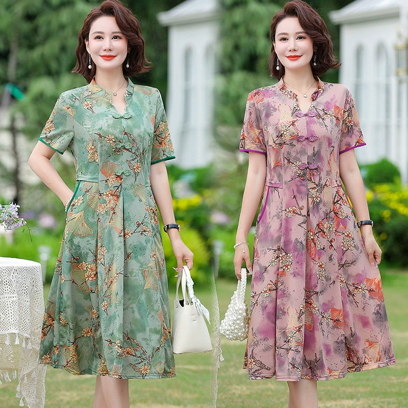 Летнее платье для мамы 2025 года, западный стиль, новая цветочная утягивающая женская одежда среднего и пожилого возраста, юбка средней длины в китайском стиле