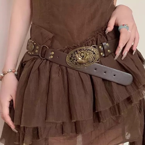 Vintage American Western Cowboy Leather Belt for Women—Versatile Rivet-Decorated Waistband, Trendy Cinch