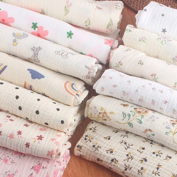Pure cotton double-layer crepe fabric for baby gauze bibs, newborn bath towels, maternity postpartum clothing