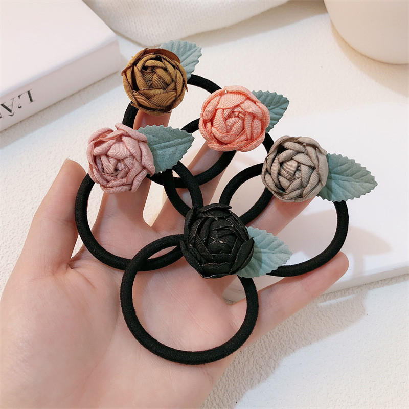 El viento francés pequeño anillo de cabello de rosa para mujeres de alto nivel de ardor de flores de borde de cabeza de correa de cabello para chicas