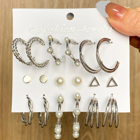 欧美跨境新款珍珠女士耳环 复古金色耳圈套装6件套Earrings Set 欧美跨境新款珍珠女士耳环 复古金色耳圈套装6件套Earrings Set