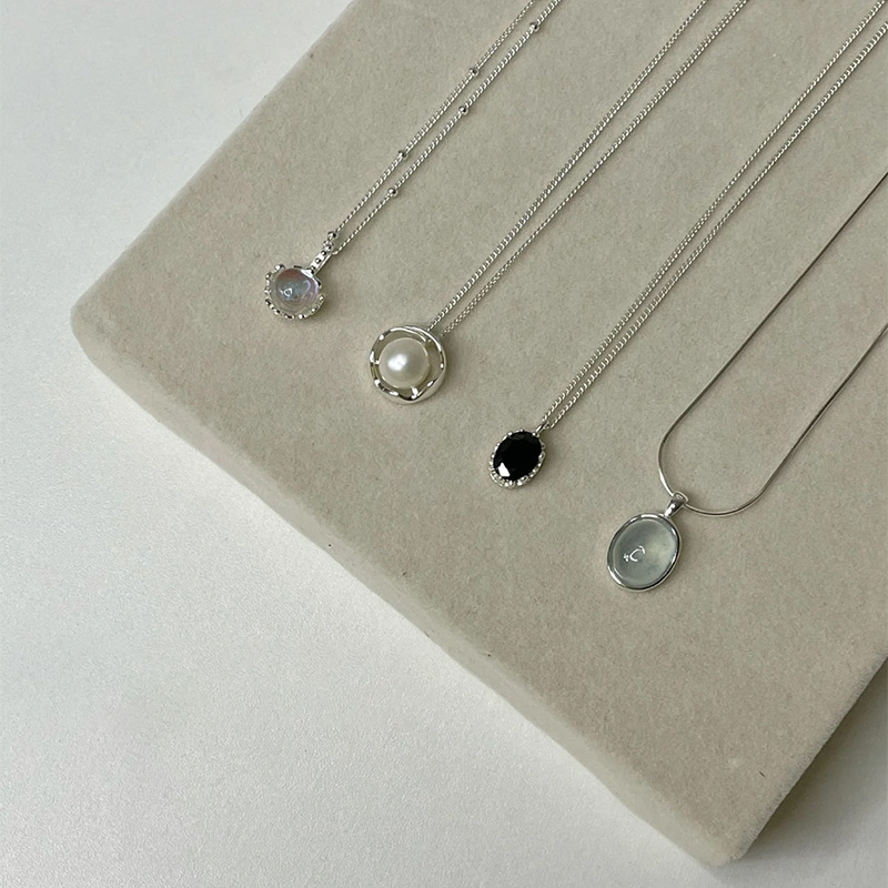 Inlay Design Copper Silver Plated Simple Style Geometric Round Inlaid Shell Pendant Necklace
