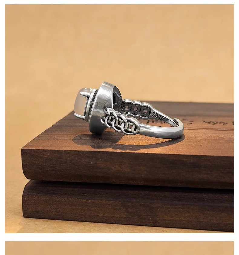 Vintage Egg-shaped Designer Ring Adjustable National Style_voghion.com