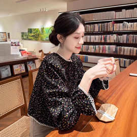 法式黑色碎花长袖雪纺衬衫女2026春季新款感喇叭袖娃娃衫上衣